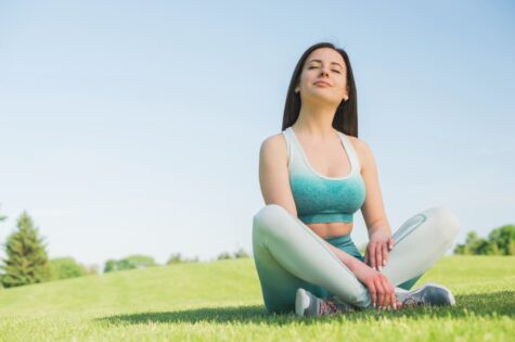 athletic-woman-practicing-yoga-outdoor (1)