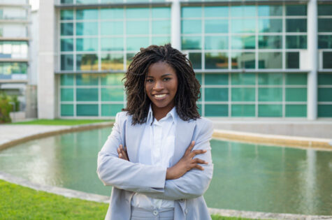 happy-joyful-office-employee-posing-outside (1)